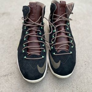 Nike Air Max LeBron x Mint Green QS Black Suede